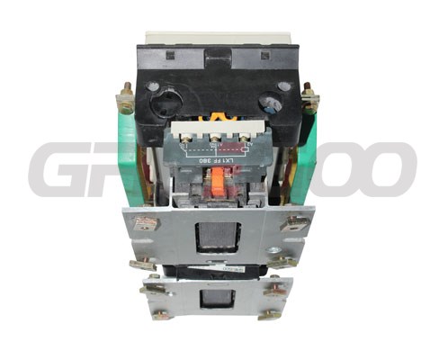 Reversing Magnetic Latching Contactors (GCR2-F)