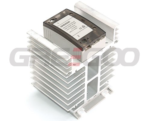 Air cooled solid state relay assemblies