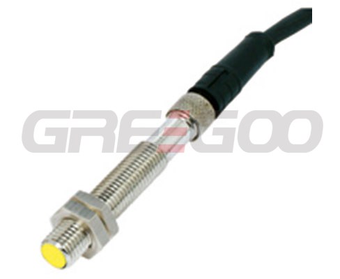 Inductive sensor LM8 straight connector type