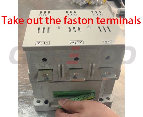 Fast switching low voltage vacuum contactor 