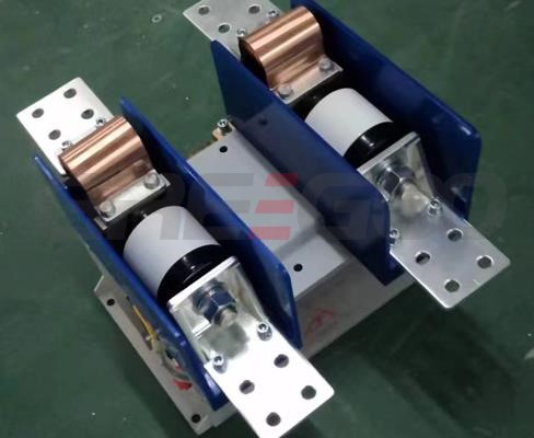 gvc7-1600a-2-pole-vacuum-contactors-89