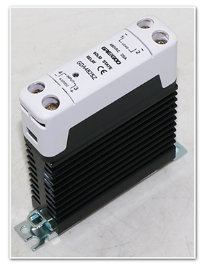 ssr with integrated heatsink